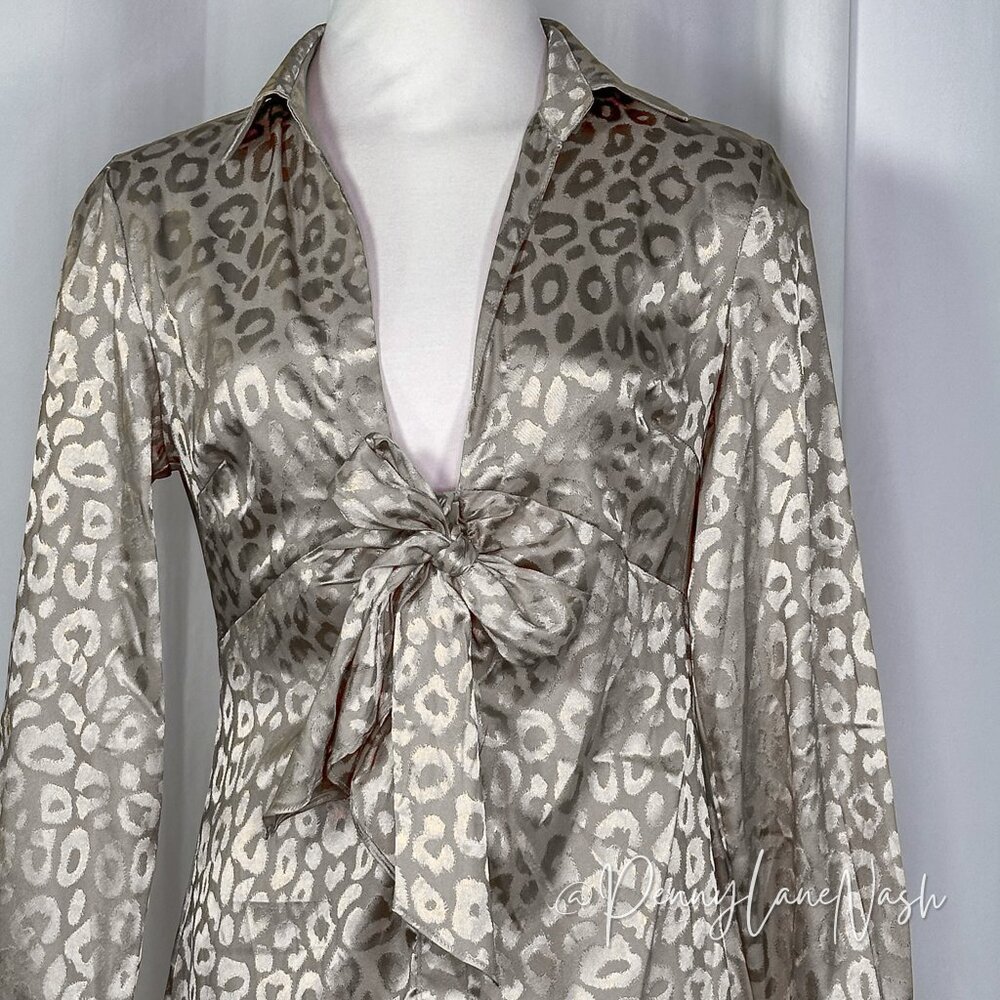 Aakaa Cheetah Print Tie Front Mini Dress - Picture 2 of 14